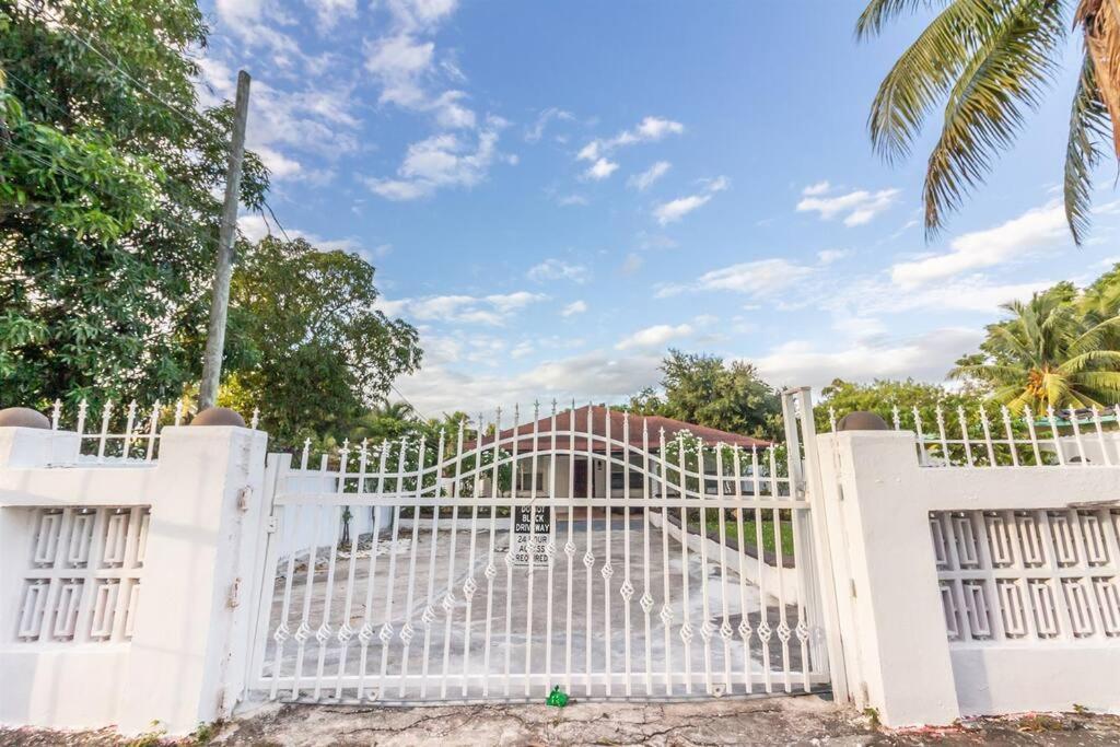 Bright & Cozy Duplex ~ Near South & Wynwood! Appartamento *